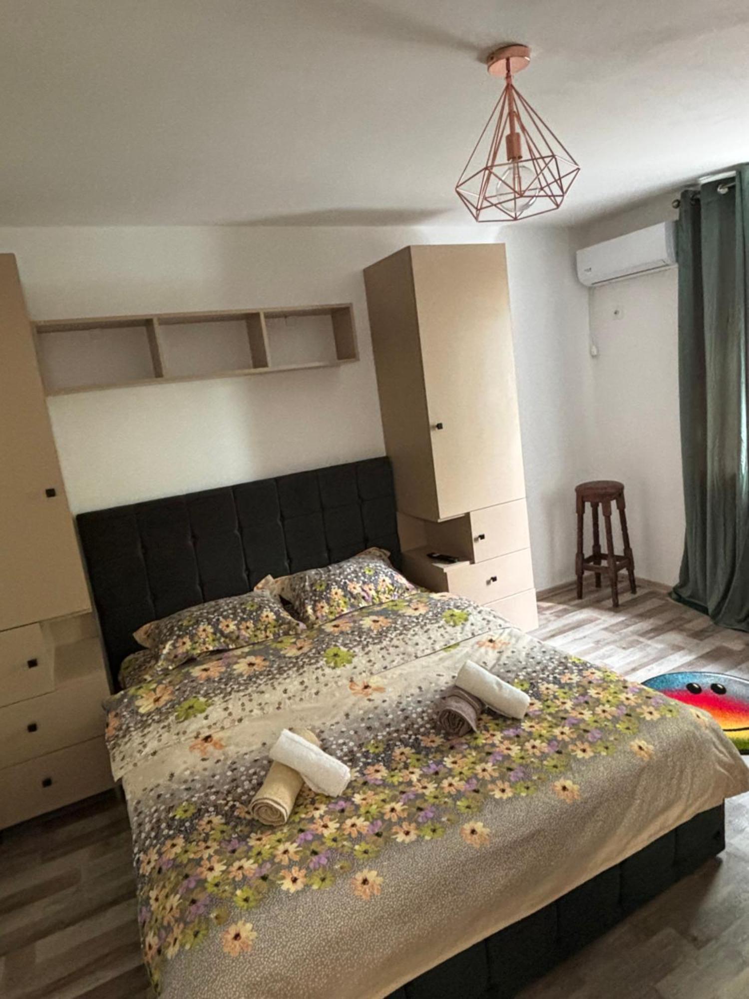 Select Apartament Bvd Stefan Cel Mare Iasi Exterior photo